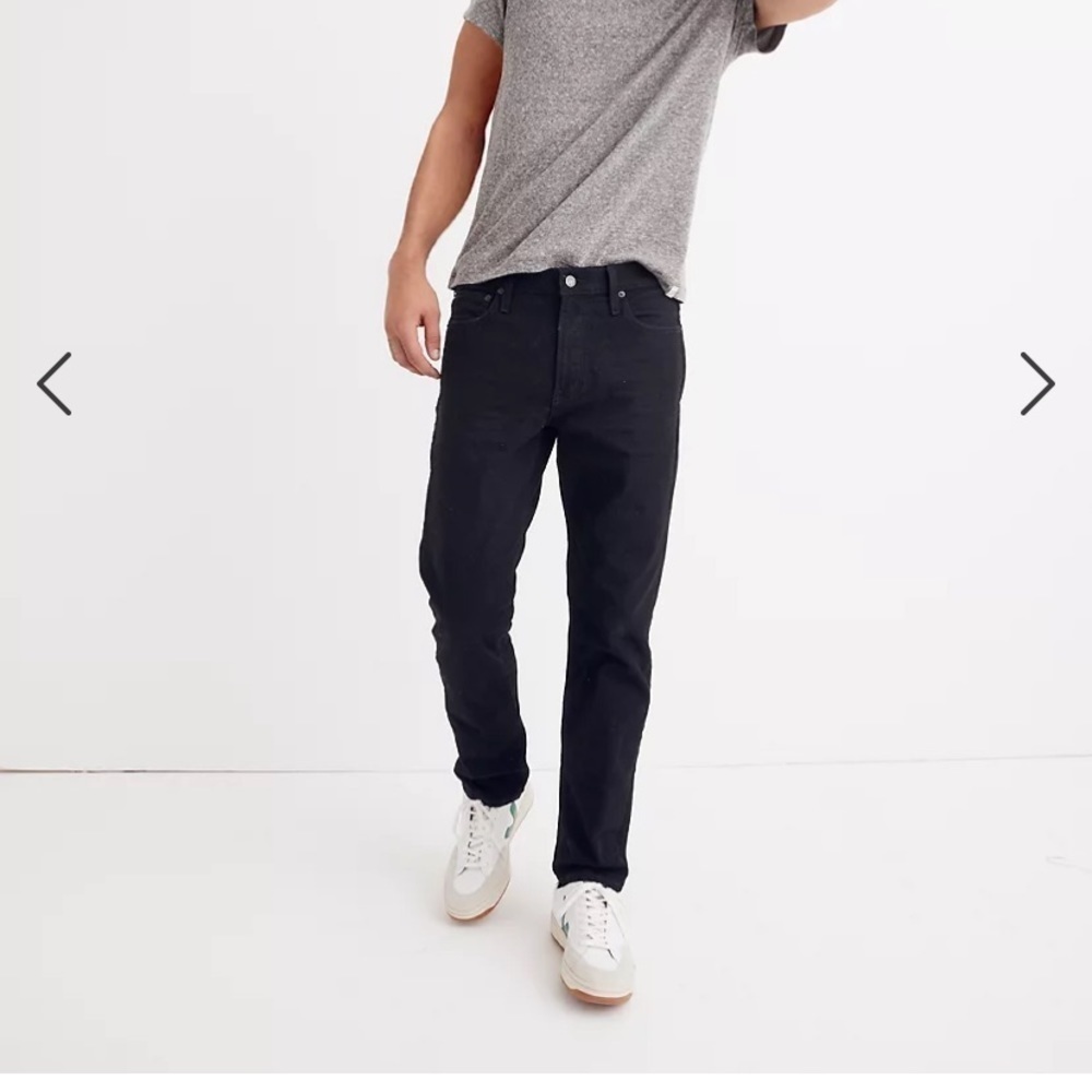 Madewell Straight Jeans in Classic Black Wash J9565